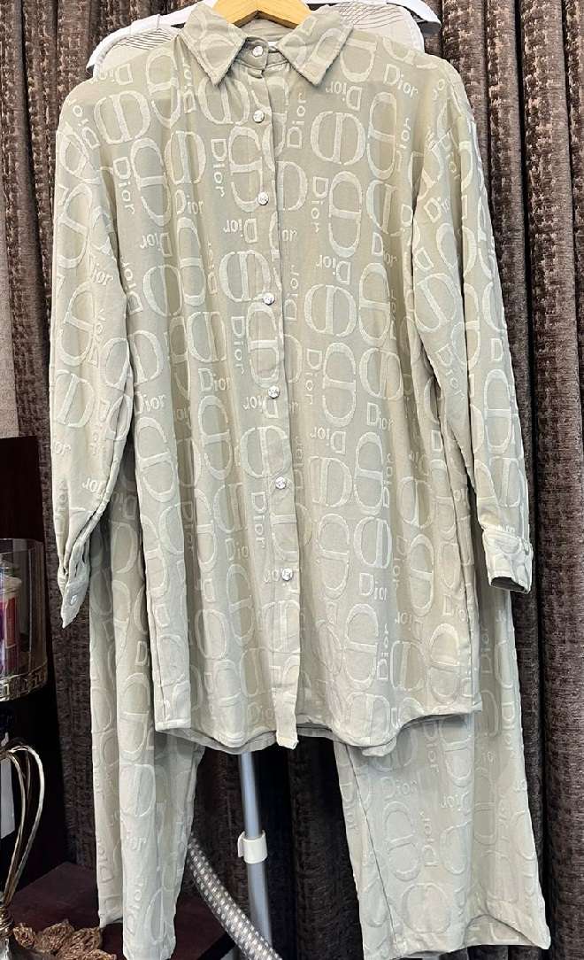 IMPORTED BRAND STYLE VELVET MATTE  CO-ORD SETS BY READY WEAR